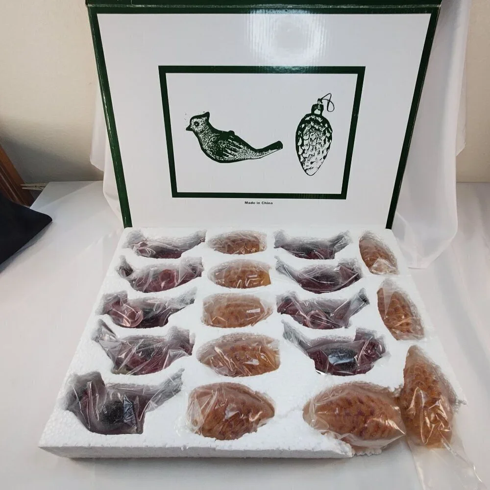 Vintage Frosted Cardinal & Pinecone Clip-On Christmas light covers Set Of 18